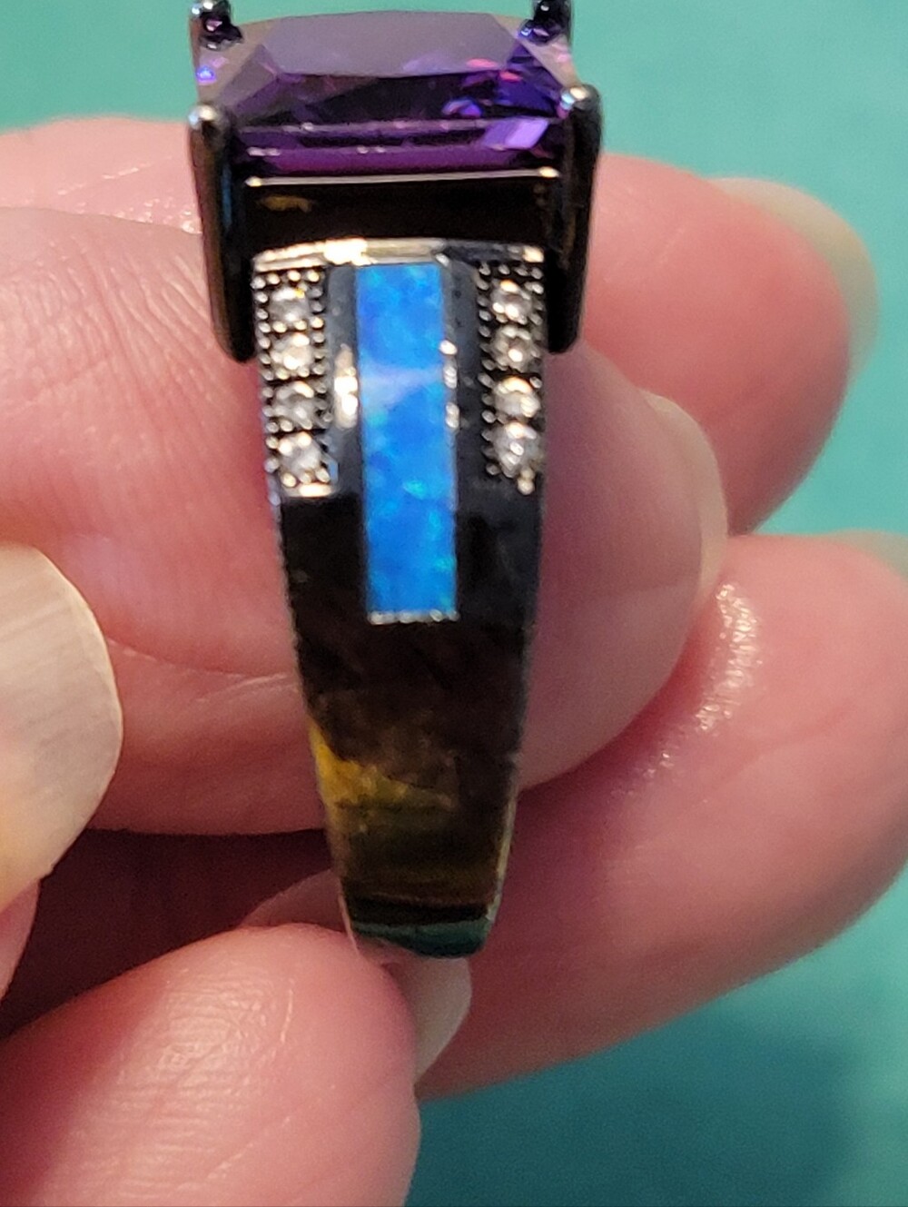 GORGEOUS RING SIZE 9 - Picture 2 of 6